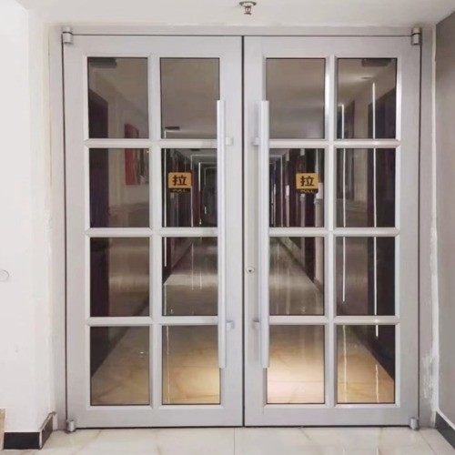 Puerta de cristal de resorte de aluminio de corte térmico en color moderno para baño de ahorro de energía