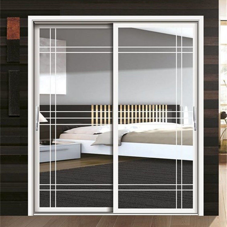 Puerta corredera de aluminio para el salón