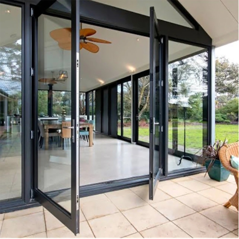 Villa Entrada principal Diseño moderno 1.4mm Aluminio Swing Casement Puerta de vidrio para el hogar de la oficina
