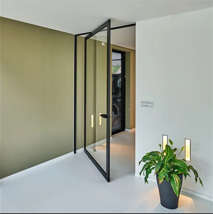 Puertas giratorias de diseño moderno Solución ideal para espacios residenciales y comerciales