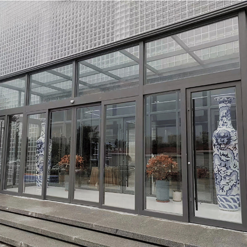 Puertas correderas de aleación de aluminio personalizables de diseño moderno con aislamiento térmico de 1.1W/ ((m2·K)