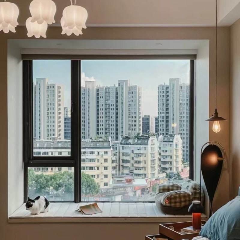 Ventanas abatibles insonorizadas de diseño moderno con perfil de aluminio con rotura de puente térmico para la reducción de ruido