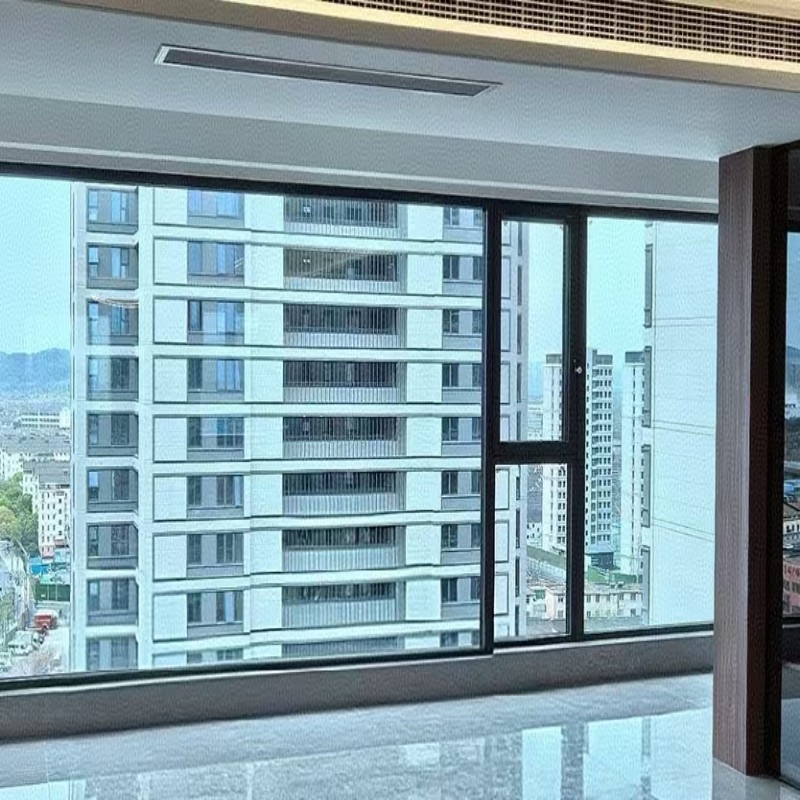 Ventana de guillotina de vidrio templado fuerte y robusta con rendimiento de aislamiento térmico 1.1W/ m2·K