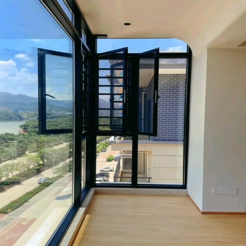 Ventana de guillotina de vidrio templado fuerte y robusta con rendimiento de aislamiento térmico 1.1W/ m2·K