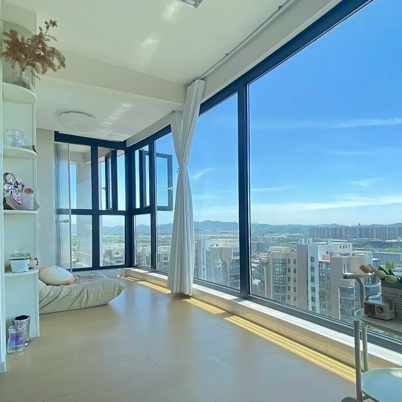 Ventana de aluminio de diseño más reciente con estanqueidad superior para espacios residenciales