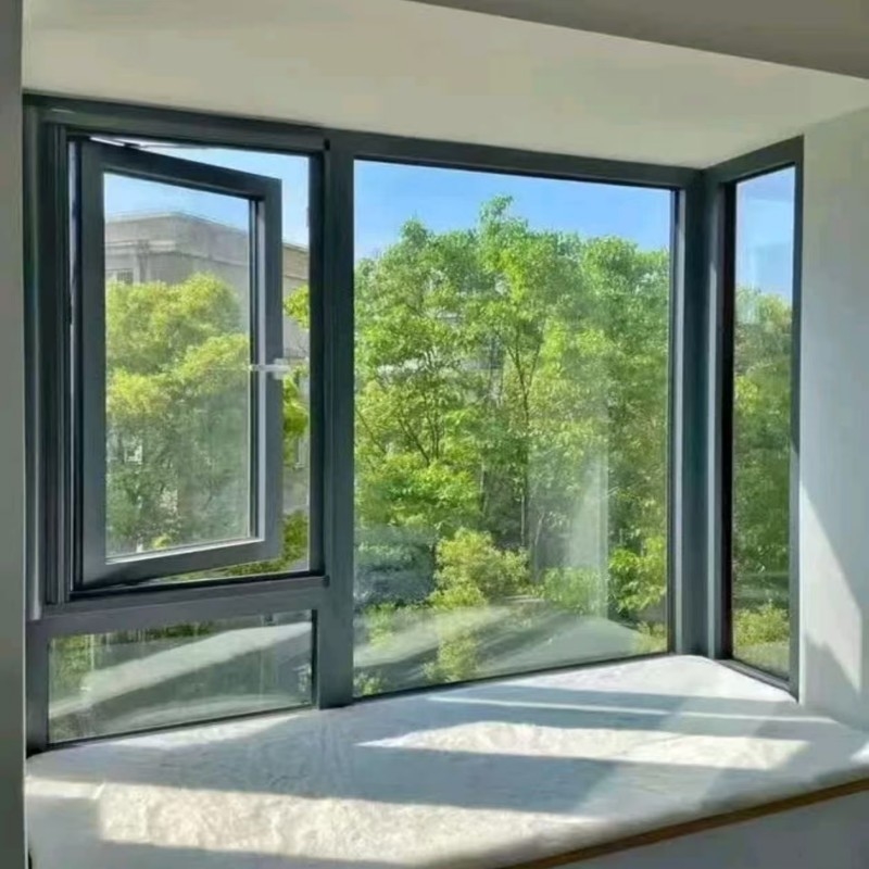 Ventana abatible de aluminio de primera calidad y alto rendimiento con vidrio templado para máxima resistencia