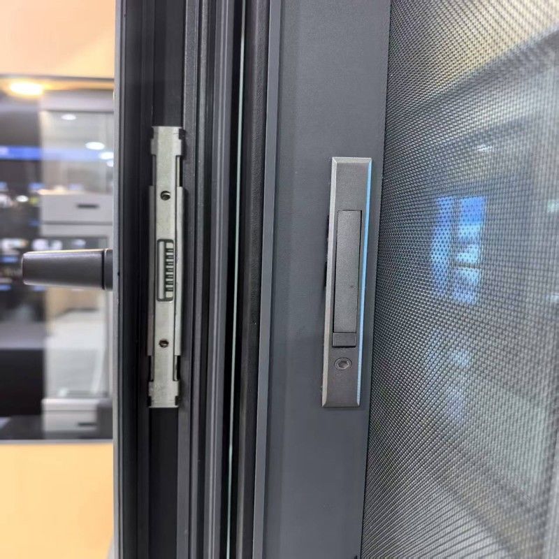 Ventana corredera de aluminio de doble vidrio de alta calidad y con aislamiento térmico superior